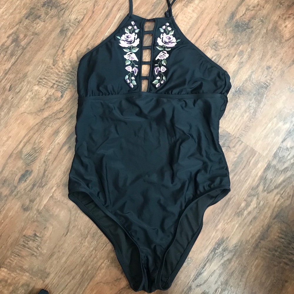 One piece bathing suit
